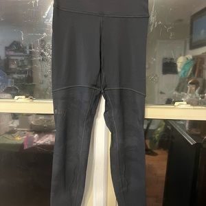 Limited edition sheer will high rise tight camo  size 8